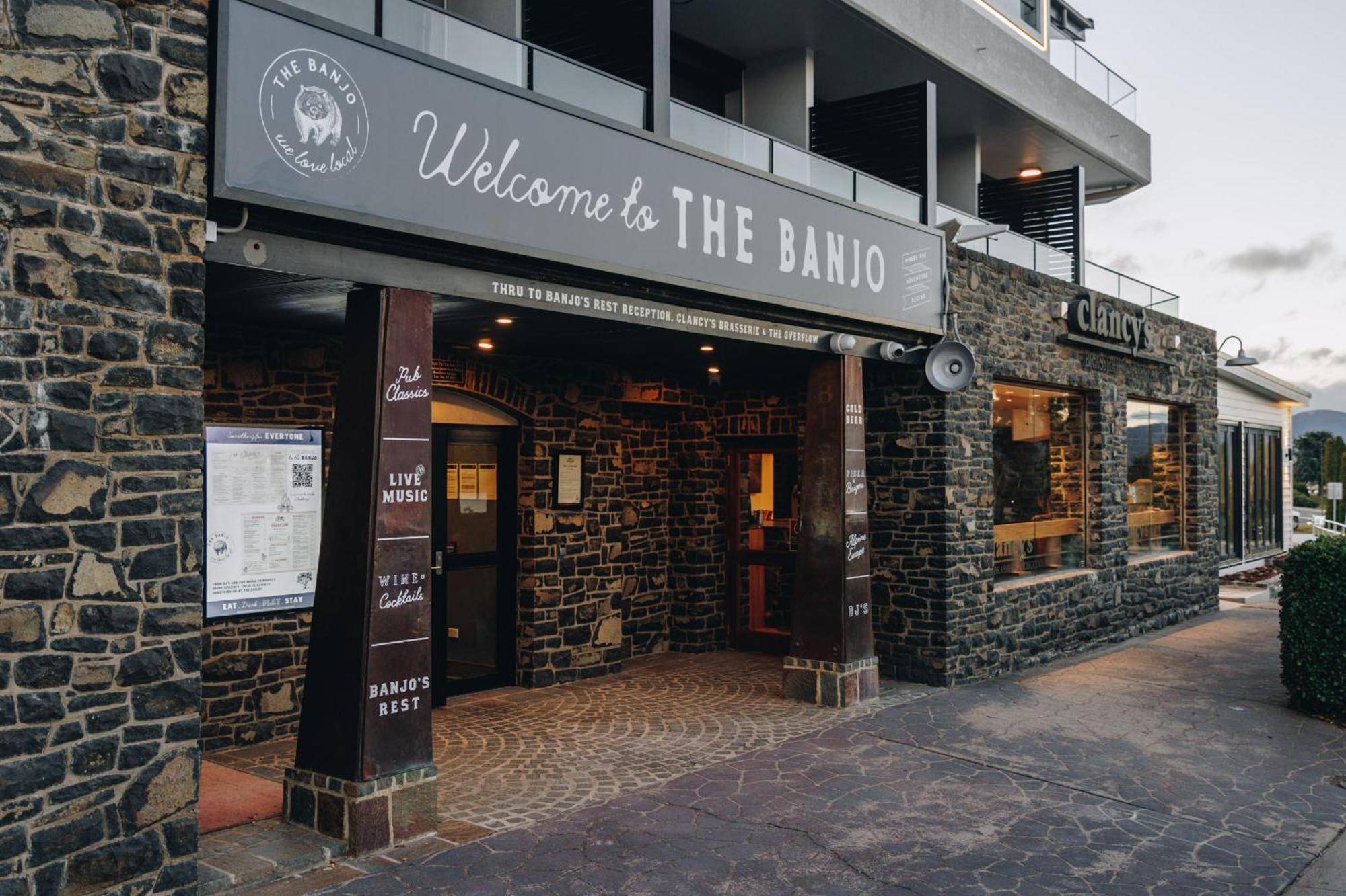 Banjo Paterson Inn Jindabyne Exterior photo